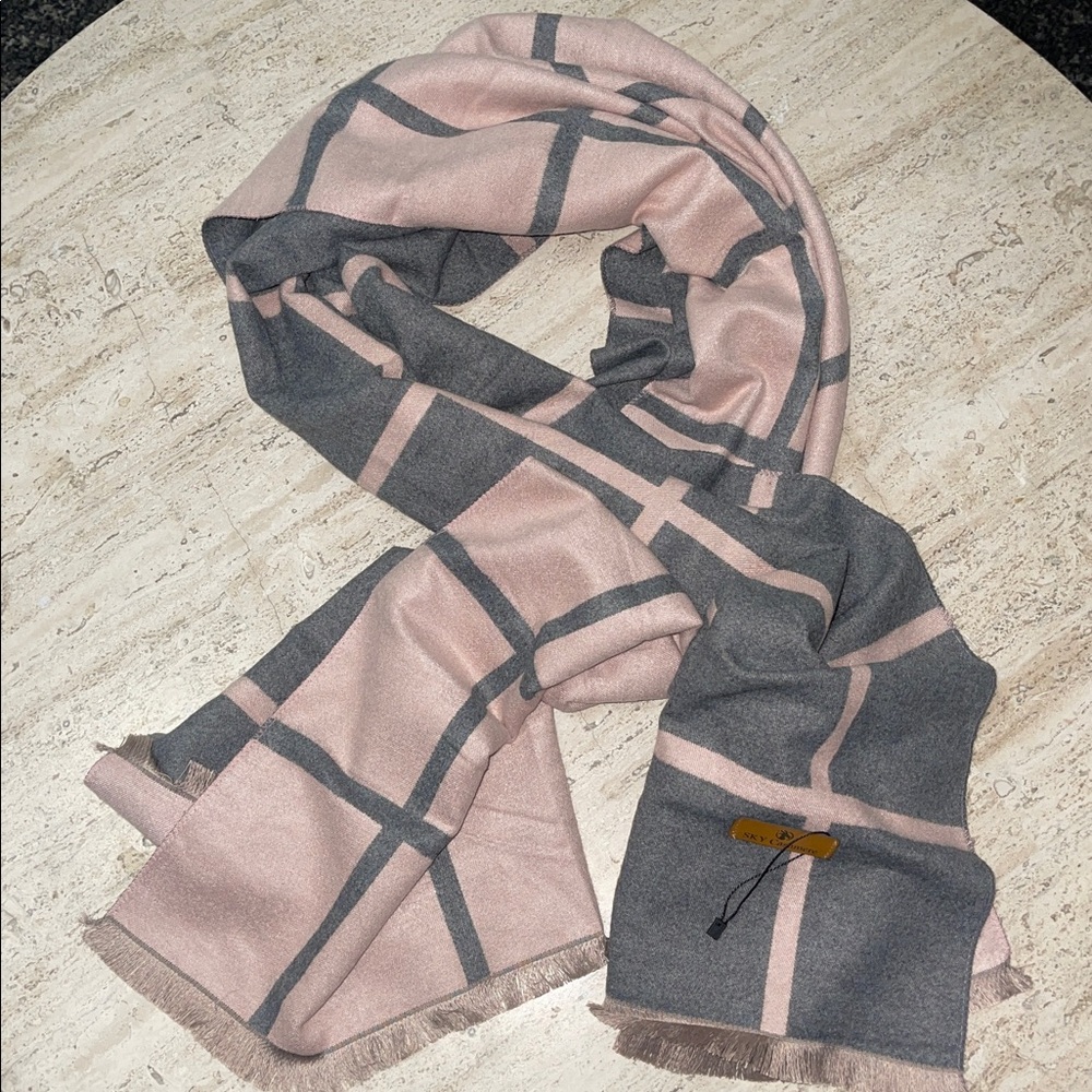 Sky Cashmere Gray and Pink Scarf Reversible Unisex Winter gear accessory Size OS